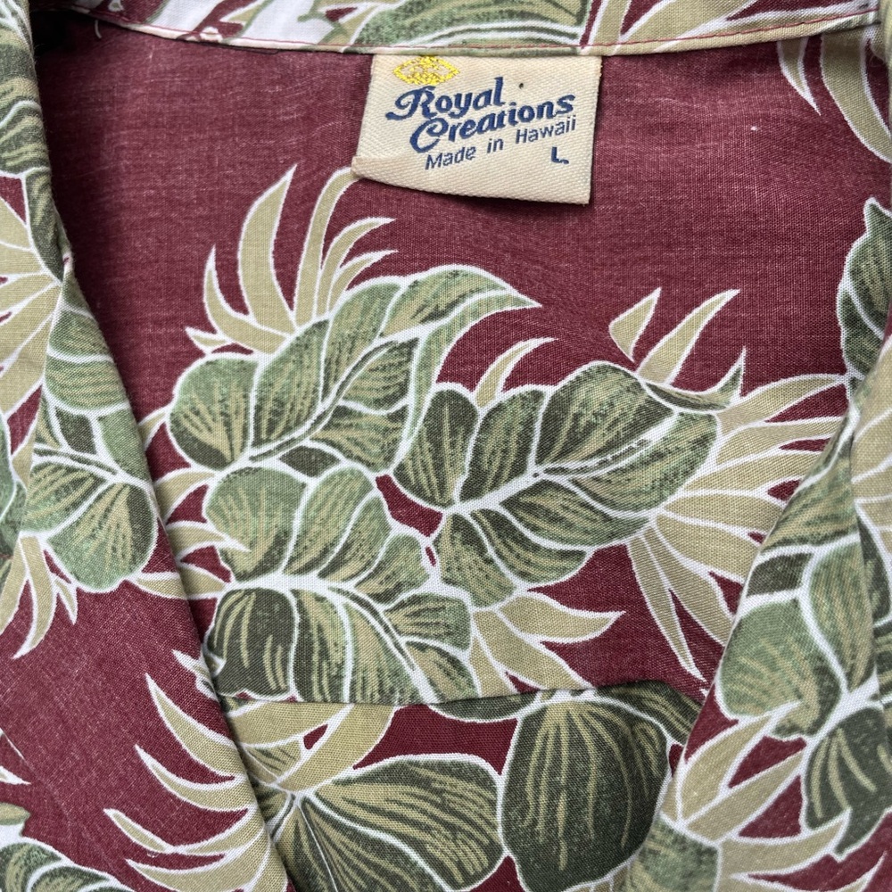 REDUCED! Men’s large made in Hawaii shirt sleeve shirt.